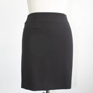 SELINA - short classic skirt with back button detail